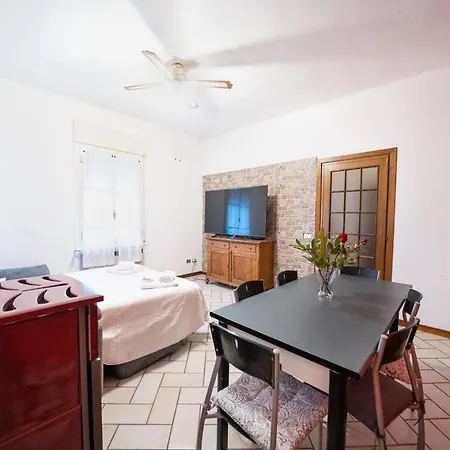 Spazioso Campovolo Appartamento Reggio nell'Emilia