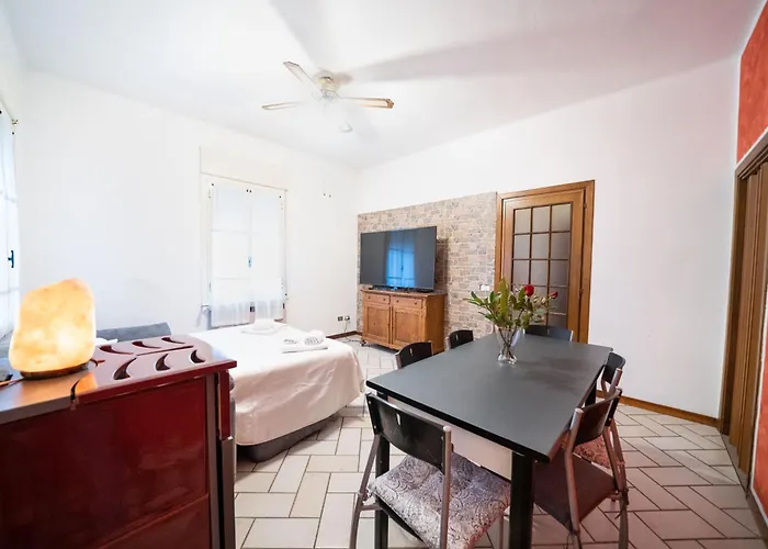 Spazioso Campovolo Appartement Reggio d'Emilie